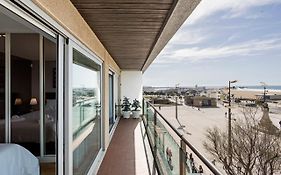 Seaside View 2Br In Povoa By Lovelystay